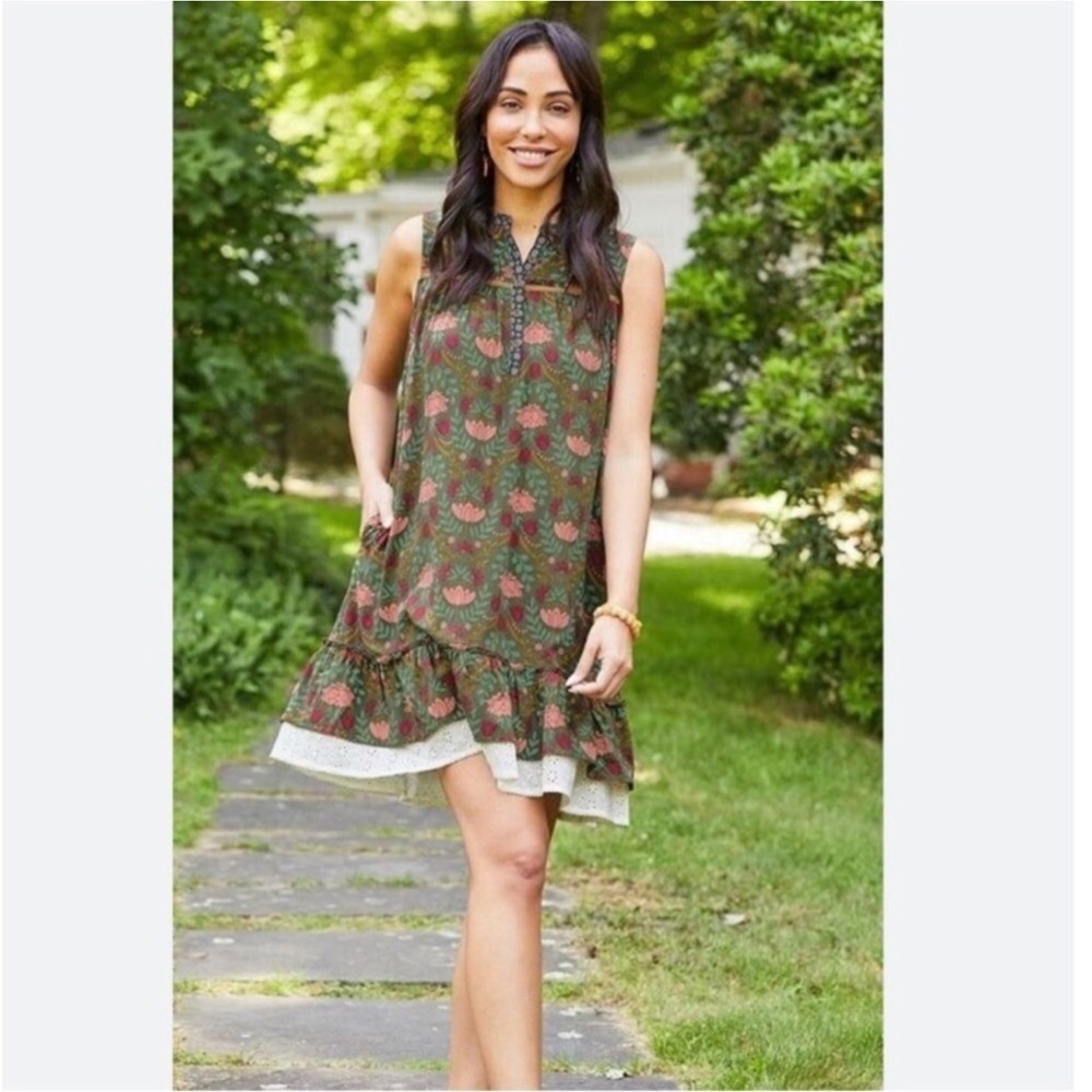 Matilda Jane Breaking New Ground floral shift dress Size Small